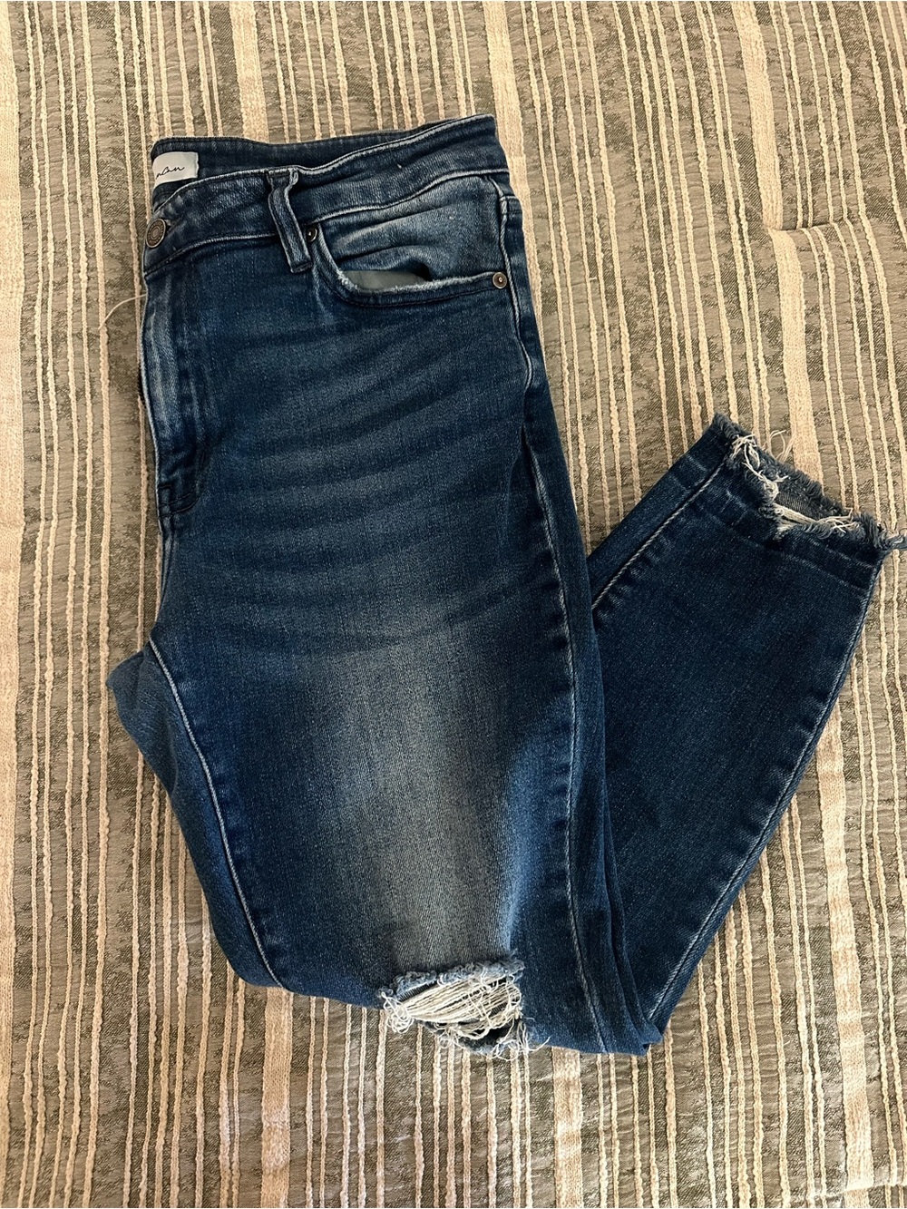 Kancan Distressed Skinny Ankle Jeans